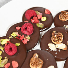 Шоколадные медианты с орехами и сухофруктами