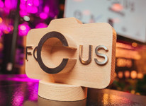 Главный редактор телеканала «Кухня ТВ» наградила победителя премии «FOCUS Awards-2015»