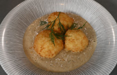 Грибной суп-пюре с картофельными крокетами