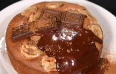 Банановый торт с шоколадным ганашем