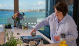 Домашняя кухня Полы Макинтайр