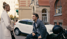 Маме снова 17