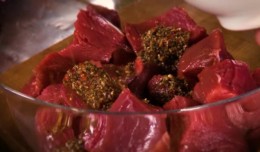 ПРАЗДНУЕМ 1 МАЯ ВМЕСТЕ С ТЕЛЕКАНАЛОМ КУХНЯ