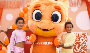 3 000 пышек и 4 000 чашек чая и кофе: КУХНЯ.РФ познакомилась с Петербургом
