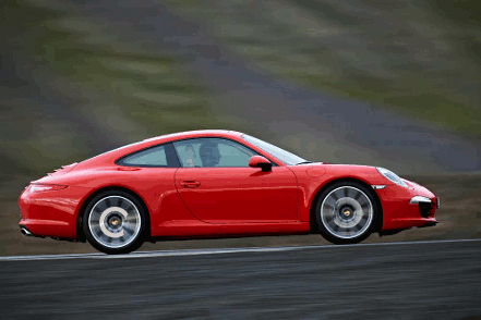 Porsche 911 Carrera награжден призом «Золотой руль 2011»