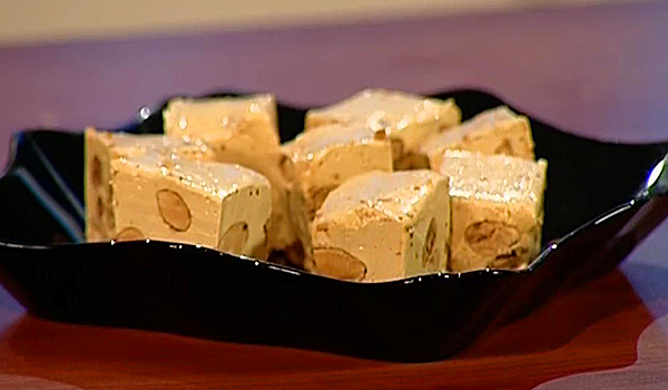 Мягкая нуга с орехами и курагой (Torrone morbido)