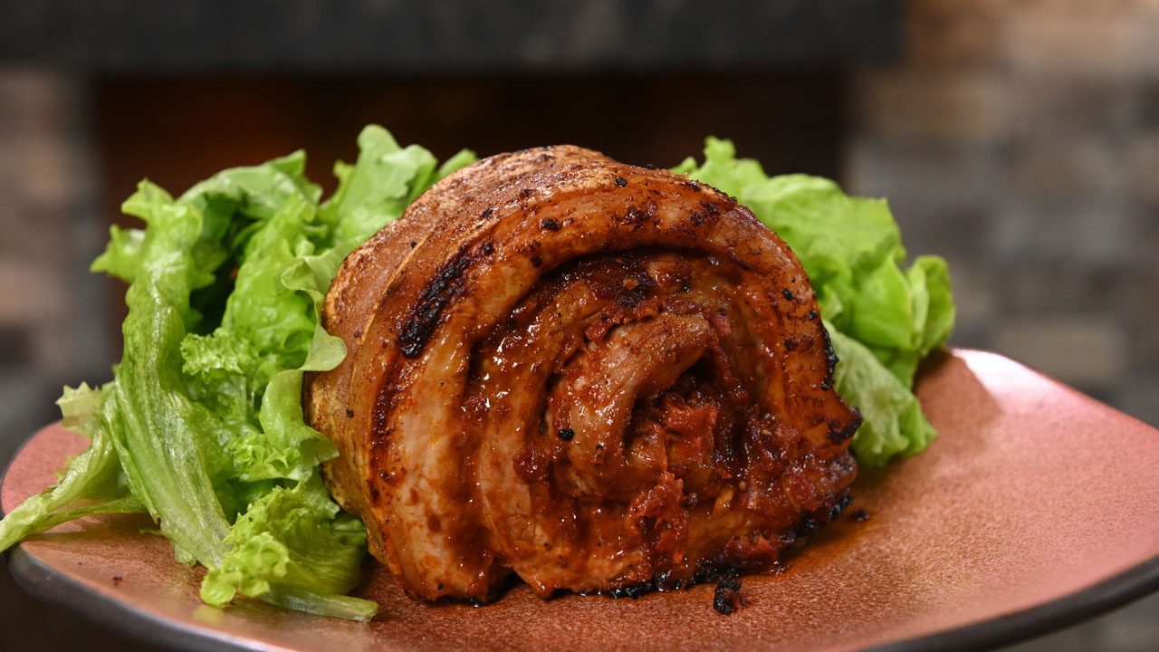 Рулет из вареной свиной рульки – пошаговый рецепт приготовления с фото